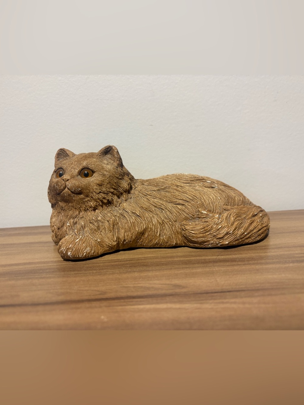 Handcrafted Brown Cat Figurine Decorative Ornament 1983 Sandicast